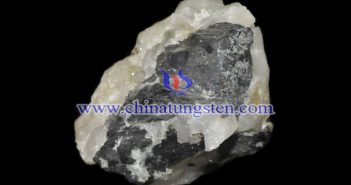 【直播新聞】節(jié)前鎢價平穩(wěn)盤整 觀望大企長單 黑鎢精礦圖片